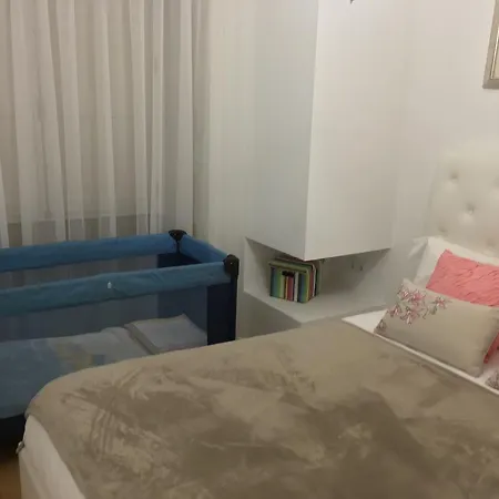 Apartment Golden View *