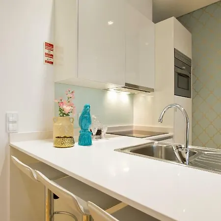 Golden View Apartment